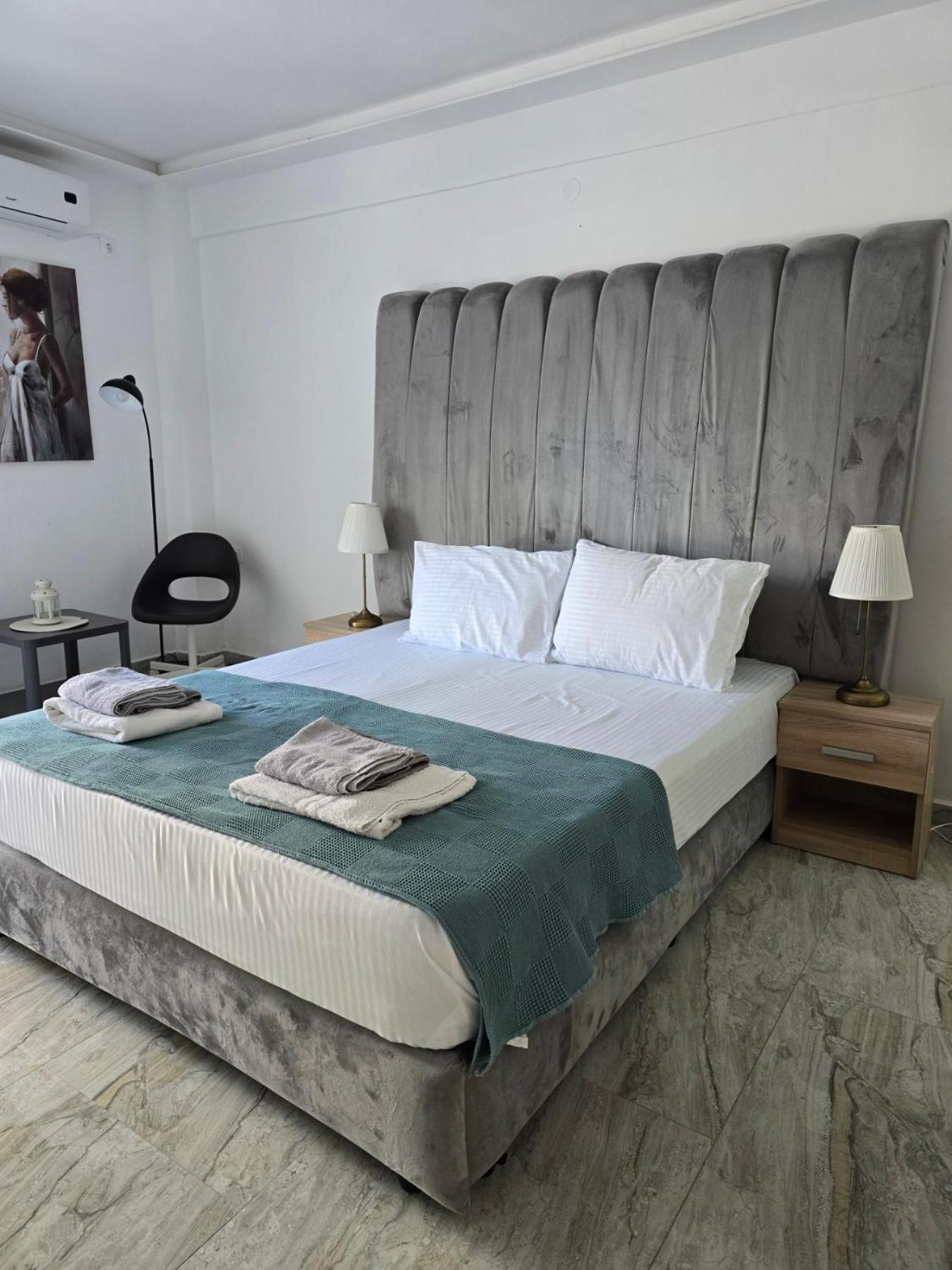 Appartamento Mila Deluxe Peraía Esterno foto