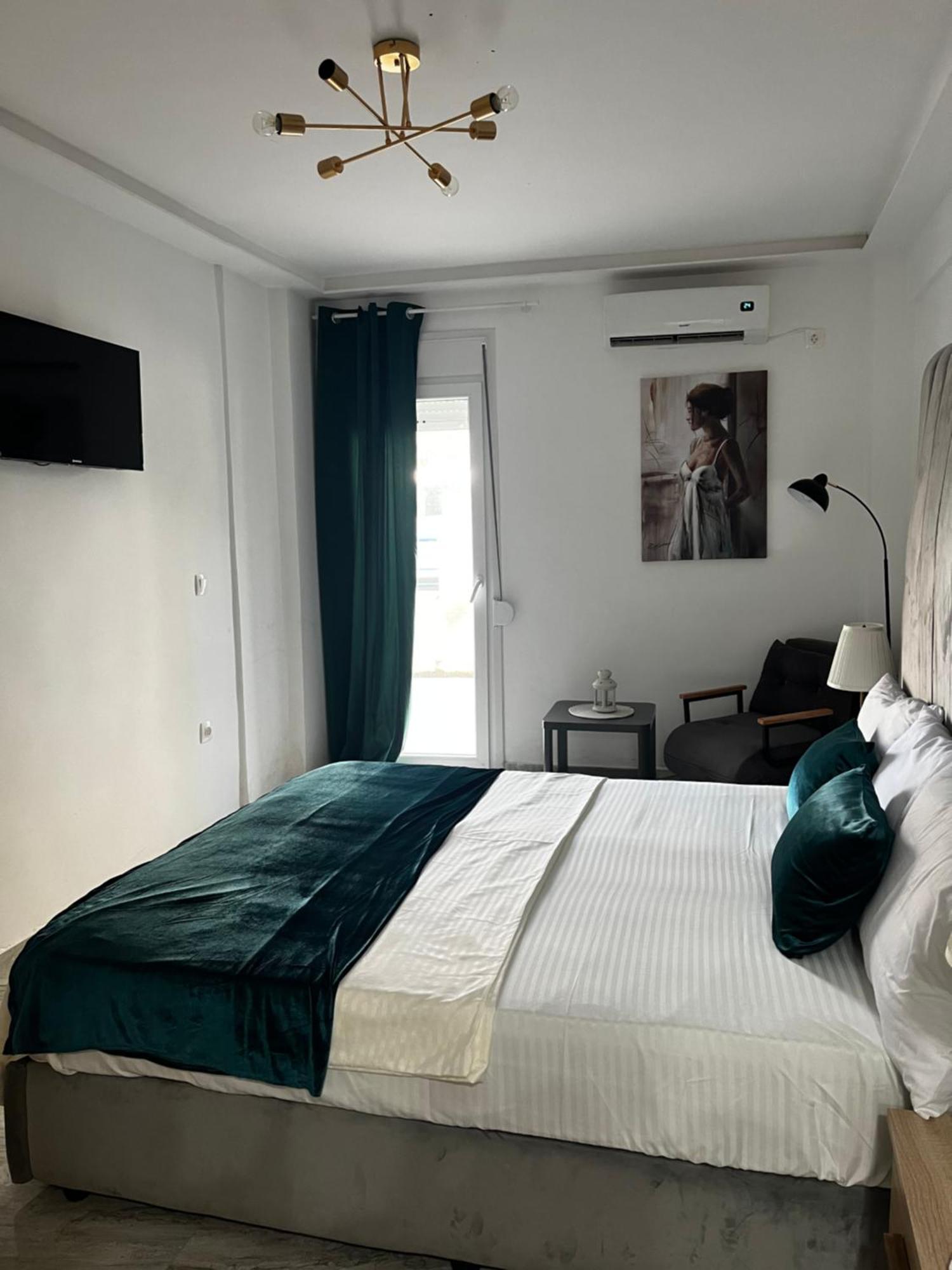 Appartamento Mila Deluxe Peraía Esterno foto