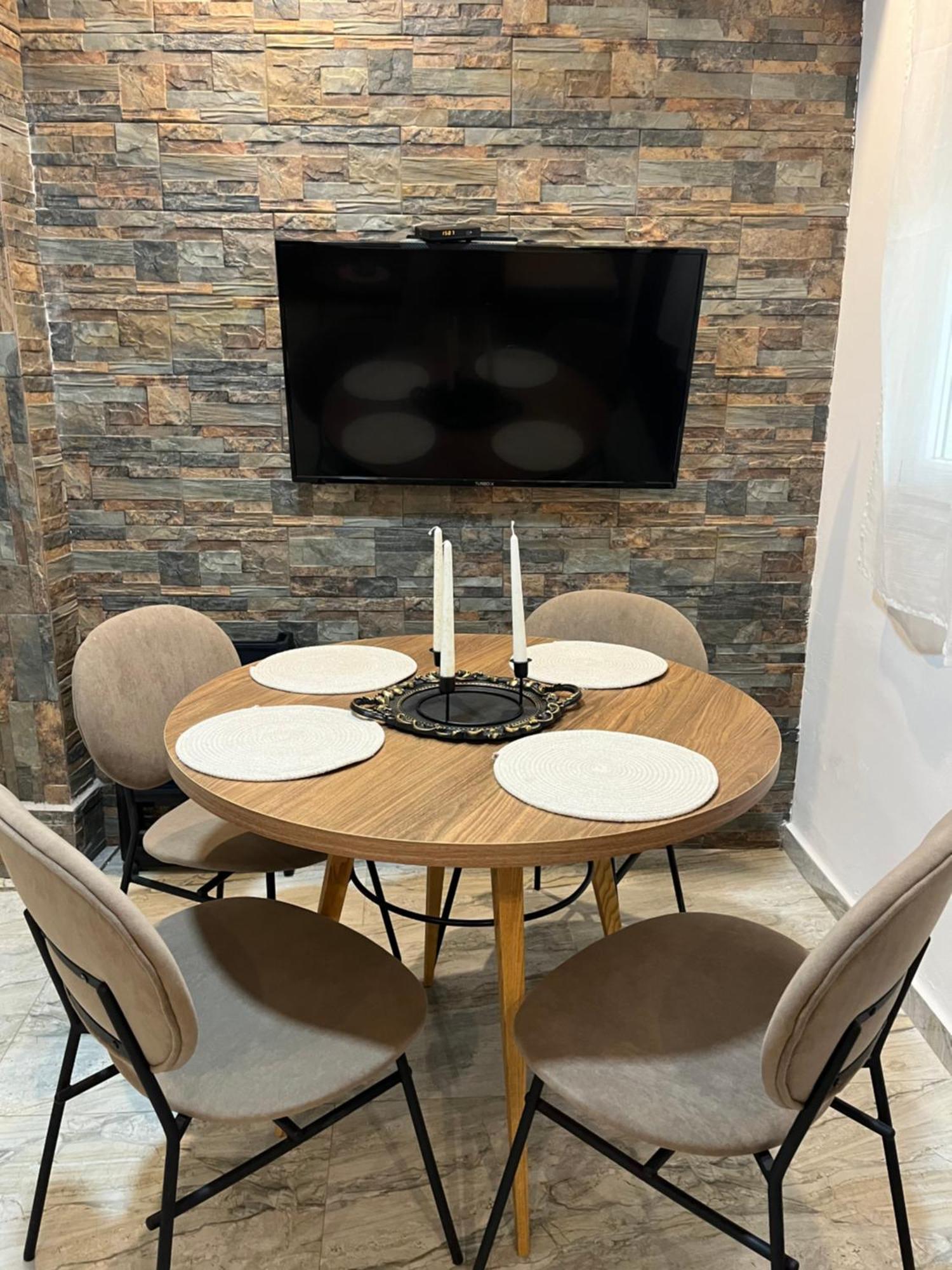 Appartamento Mila Deluxe Peraía Esterno foto
